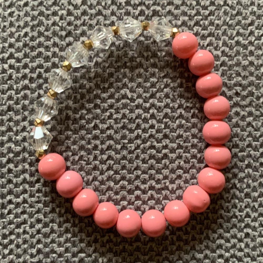 {Handmade} Pink and Clear Beaded Bracelet